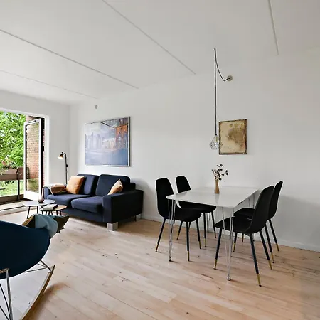 Rolig Med Gratis Parkering