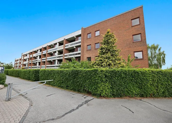 Rolig Med Gratis Parkering Appartement Risskov